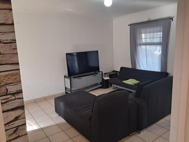 2 Bedroom Property for Sale in Parklands Western Cape